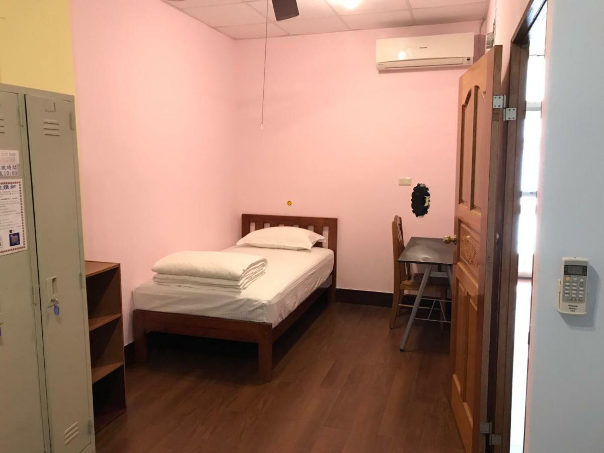 Handy Hostel 花蓮市 エクステリア 写真